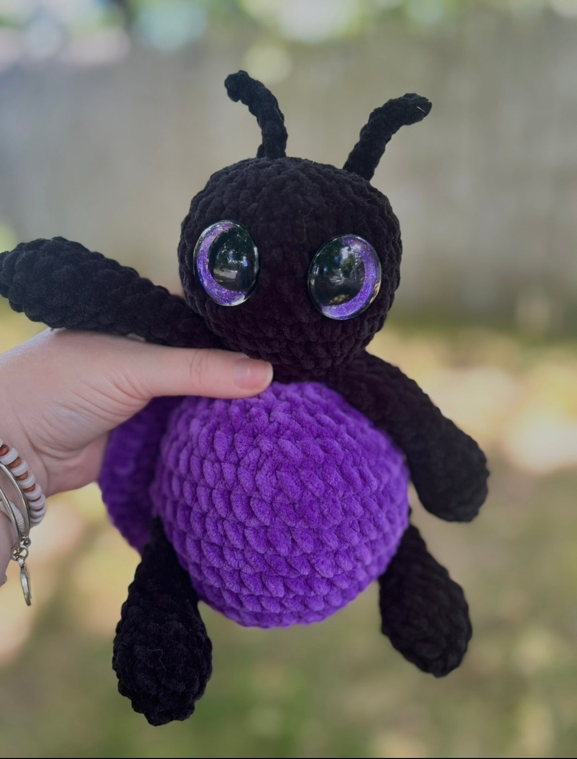 Lola the Ladybug Plushie Crochet Pattern